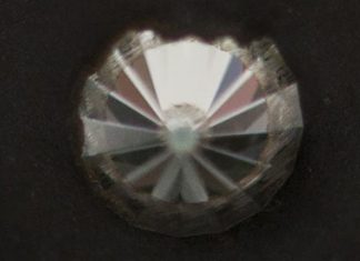 Ученые создали новый тип бриллиантов-шестигранников