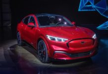 Производители аккумуляторов для электрокаров под угрозой