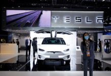 Tesla пытается оправдаться перед Китаем за возможный шпионаж