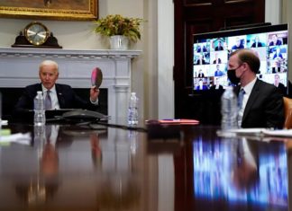 Intel поможет автомобилестроительной индустрии своими чипами