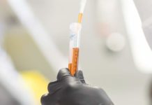 Pfizer и BioNTech просят FDA о новой лицензии