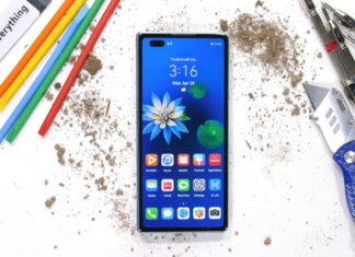 Huawei Mate X2 удивляет своей прочностью