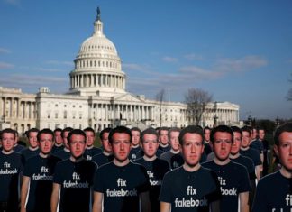 Facebook начнёт проверять посты политиков как “обычные”