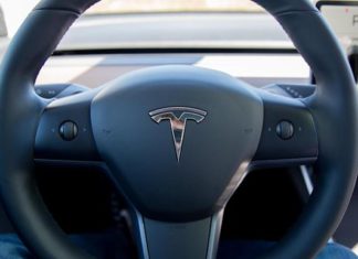 Tesla снизила цену на обновления компьютера для активации “Полного самоуправления”