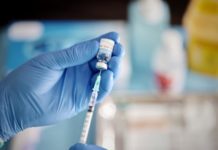 Apple и Google борются против приложения-дезинформатора