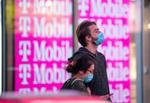 Хакер продаёт данные всех клиентов T-Mobile