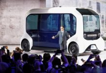 Автономный автомобиль Toyota сбил паралимпийца