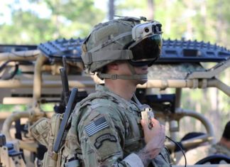 Армия США не будет использовать HoloLens в этом году