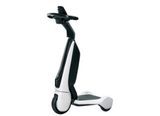 Toyota представила электросамокат для людей с ограниченными возможностями