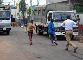 Facebook намеренно не препятствует разжиганию конфликтов в Индии