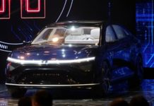 Foxconn представила свою первую тройку автомобилей