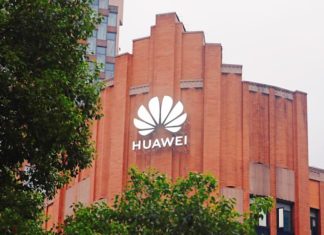 Байден официально внёс Huawei и ZTE в чёрный список