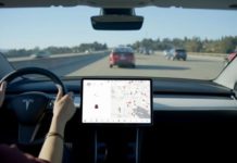 Отныне Tesla будет собирать видеозаписи с камер ваших электрокаров при использовании автопилота