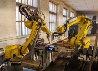 Учёные учат роботов социальным навыкам