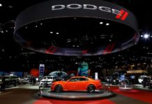 Dodge раскрыла детали создания своих электрических маслкаров