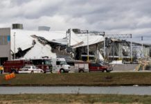 Сенаторы США требуют отчёт от Amazon по поводу смерти 6 рабочих склада