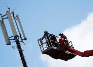 AT&T и Verizon развёртывает 5G несмотря на риск для самолётов