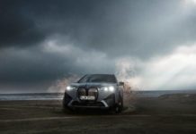 BMW представила iX M60 – свой первый электрокар M-линейки