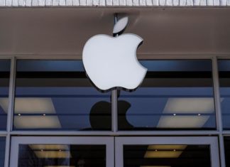 Apple снова столкнулась с рекордными доходами