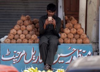 Meta обманом заставляет платить пользователей своей бесплатной сети