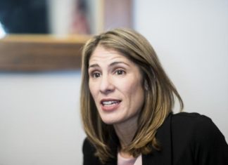 Новый закон США призывает компании сделать пользовательские соглашения короче и понятней