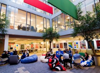 Google вынуждена позволить работникам обсуждать “внутреннюю кухню” компании