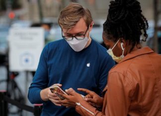 Сотрудники Apple тайно объединяются в профсоюз